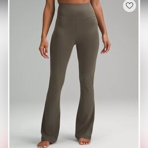 Lululemon Groove Nulu Super High Rise Flared Pant 32.5” size 10 R Army Green